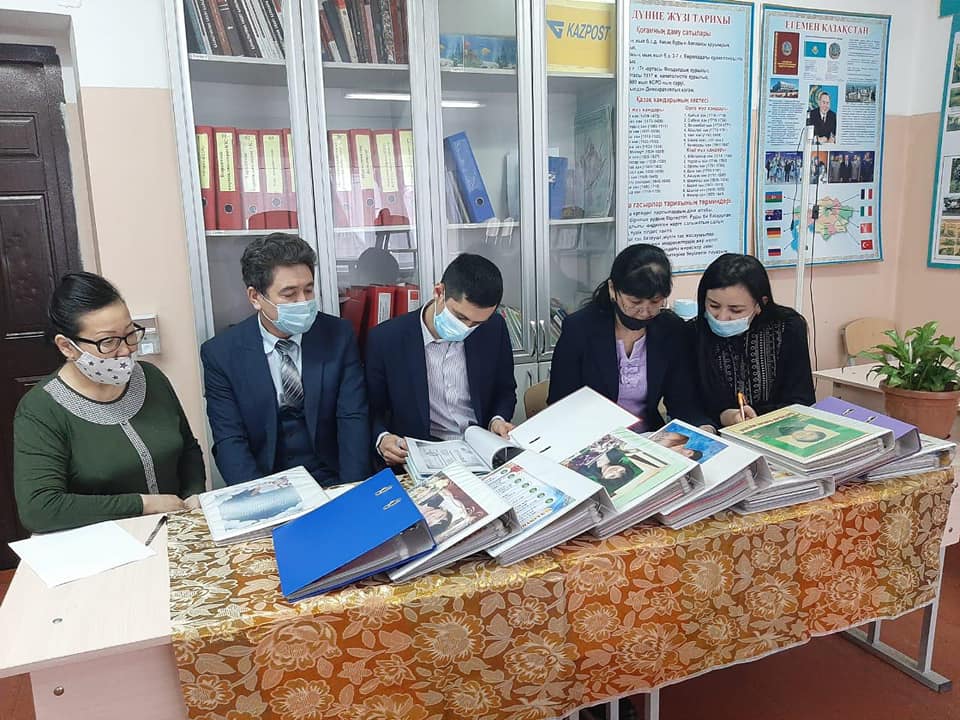 ′′ Специальный грант мэра Алматы ", Алматы учитель года ", Конкурс ′′ Лучший учитель ′′